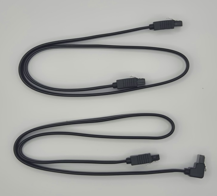 6x Sata Kabel - MSI | 6 Gb/s | Gewinkelt & Ungewinkelt | 45cm | Schwarz | Neu