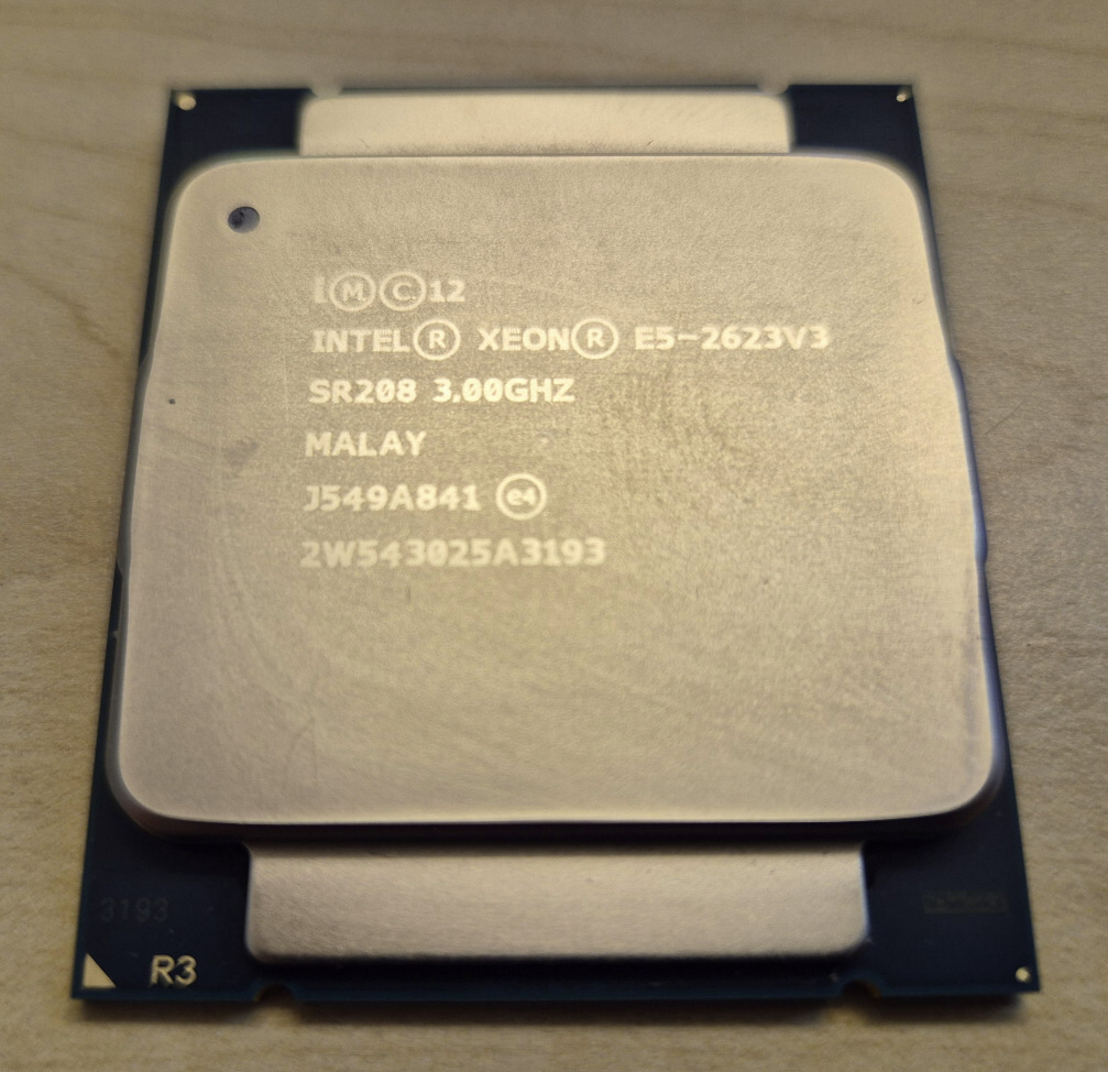 Intel Xeon E5-2623 v3 3.00GHz 4-Core CPU SR208 105W CM8064401832000