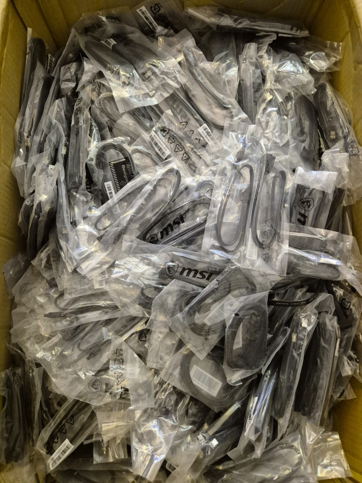 100x SATA III Kabel 6Gb/s – Markenware - Gerade & Abgewinkelt - 50cm – Schwarz