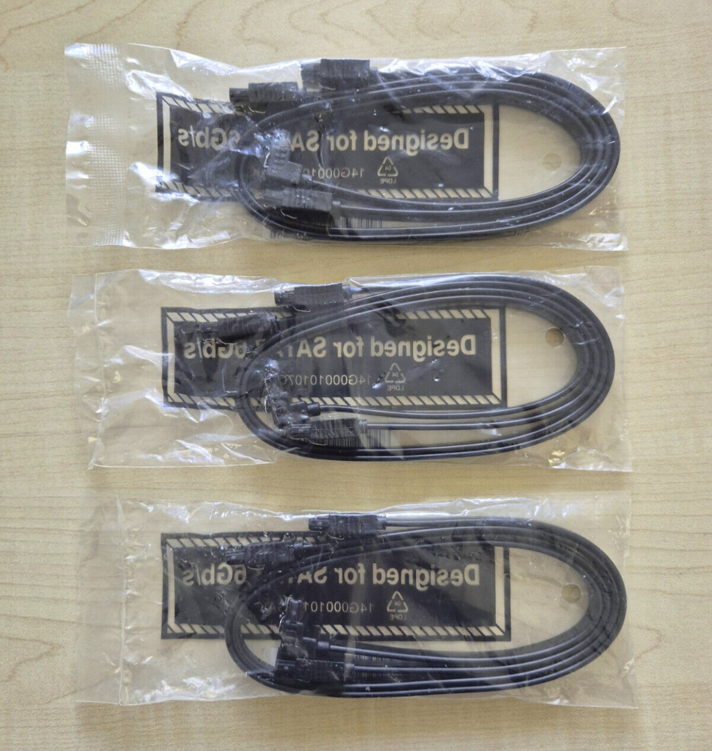 6x Sata Kabel - ASRock | 6 Gb/s | Gewinkelt & Ungewinkelt | 45cm | Schwarz | Neu