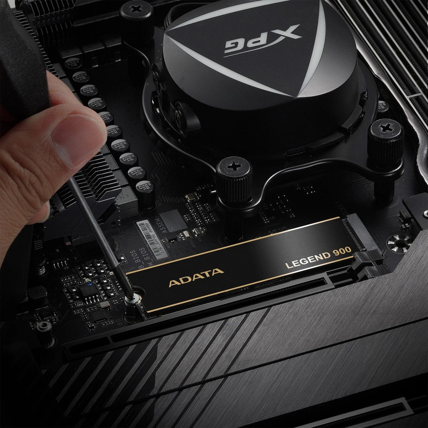 ADATA LEGEND 900 2TB NVMe SSD M.2 2280 PCIe 4.0 x4 mit Kühlkörper Neu