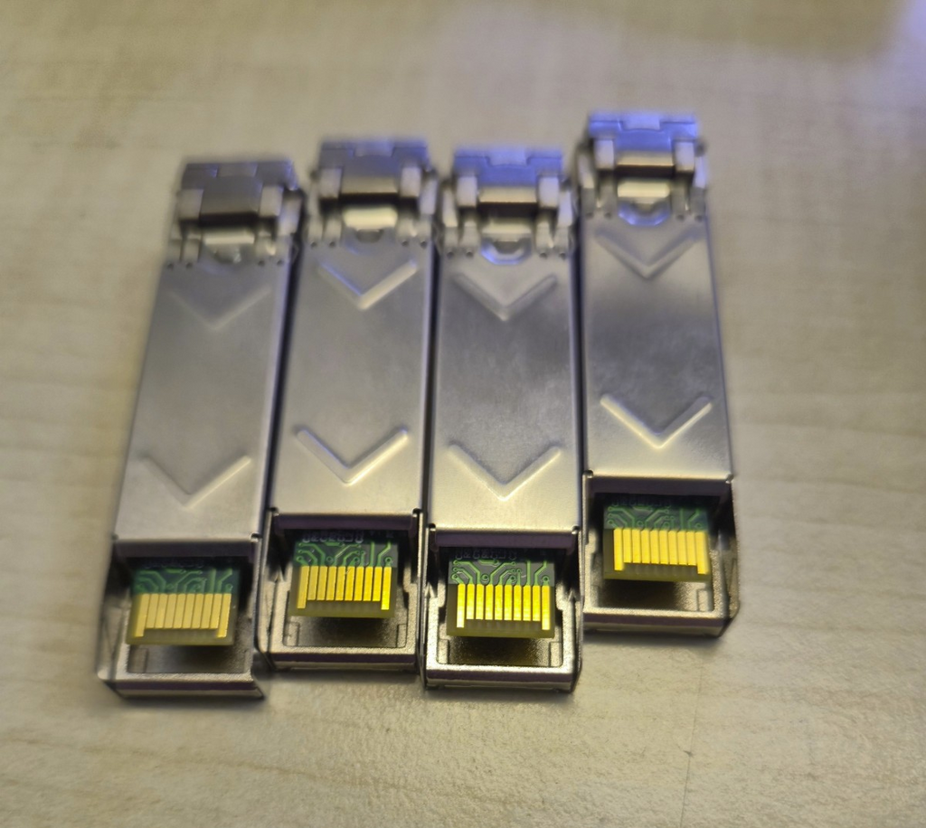 4x Huawei 10GbE SFP+ 850nm Short Wave Transceiver 02310MNW SFP-10G-USR LTF8501-B